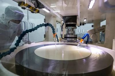 自主創新引領突破，湖北鼎龍控股成功挺進國內主流晶圓廠供應鏈